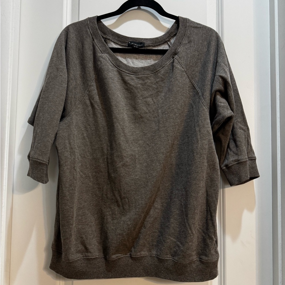 Forever 21 Gray/Brow Sweatshirt Medium 3/4 Sleeve Round Neck Armpit To Armpit22”